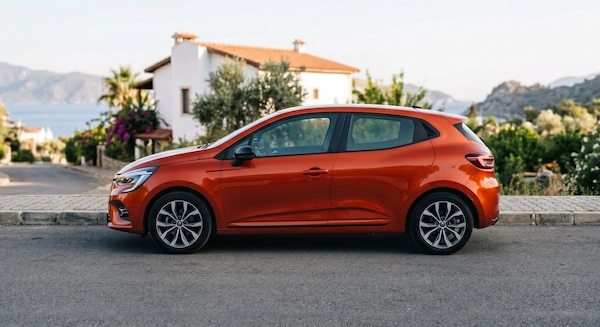 Renault Clio kiralama Marmaris