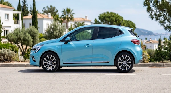 Renault Clio kiralama Marmaris